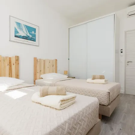 Lejlighed Modern Jaures-center-clim-wifi-festival *